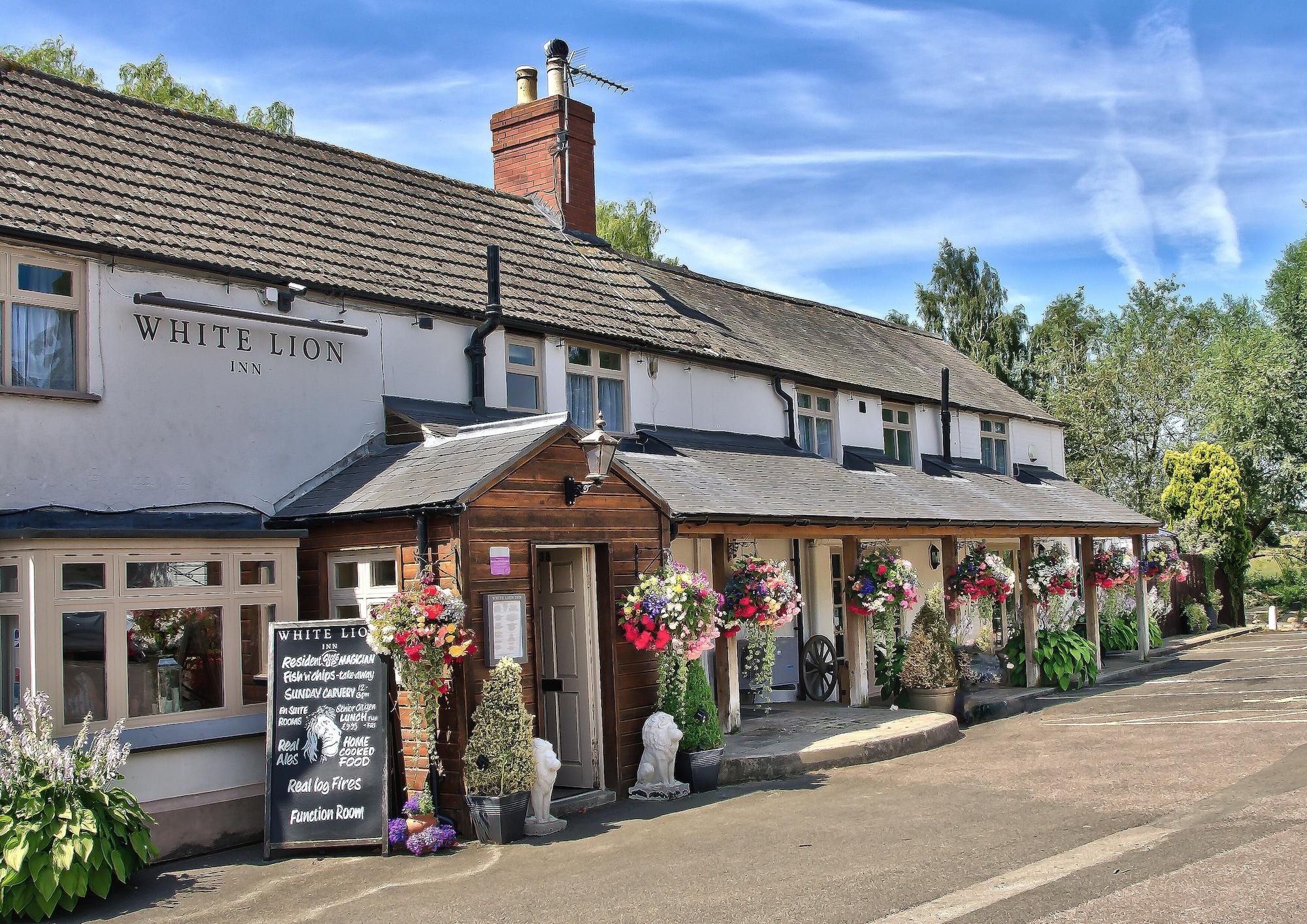 The White Lion Inn Oakham Exterior photo